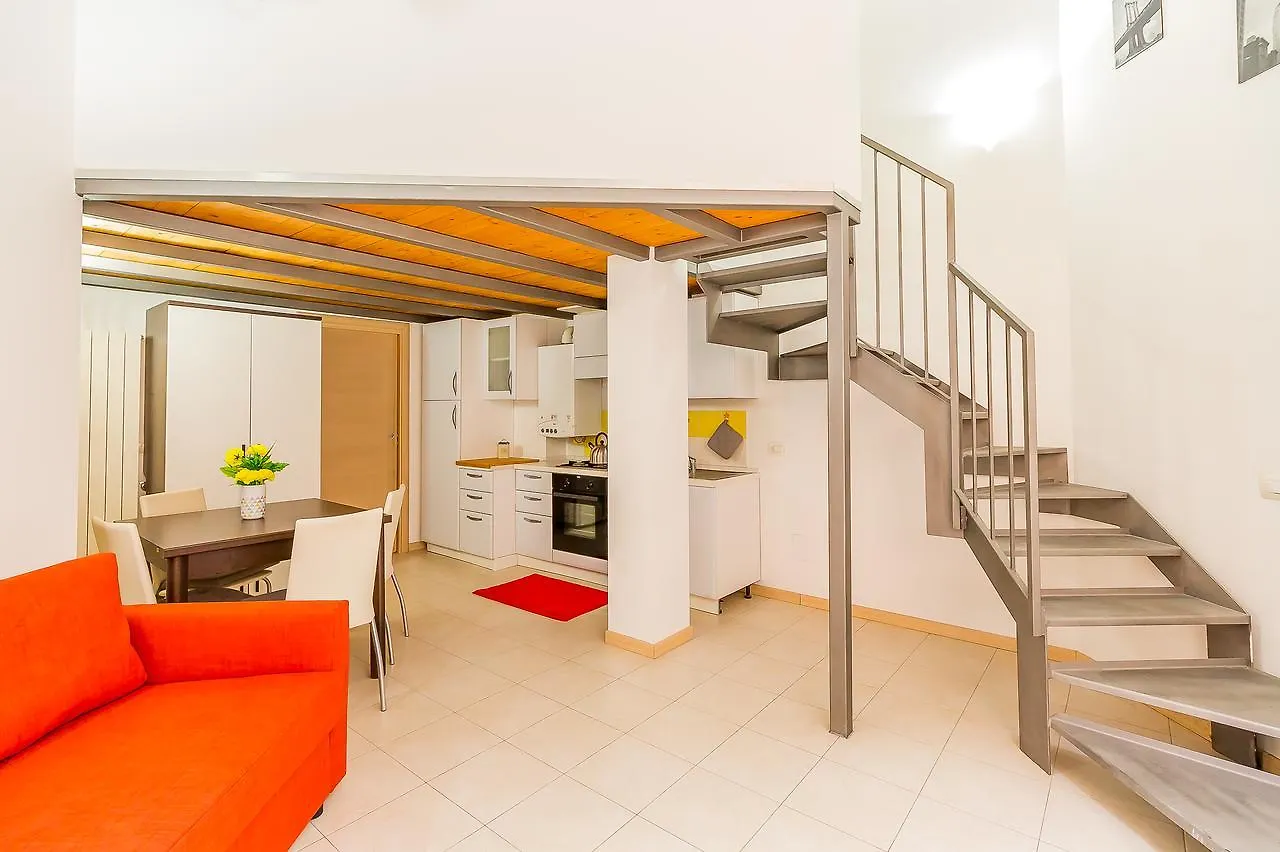Alessia'S Flat- Portello 3 Milan 0*,  Italy